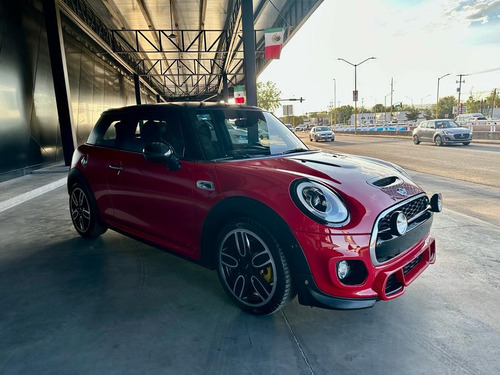 Mini John Cooper Works 2.0 Hot Chilli At