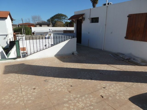 Venta Casa 4 Dormitorios 2 Baños Barra De Carrasco