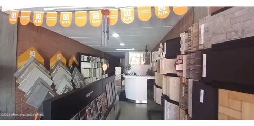 Comercial En San Cristobal Norte Rah Co: 25-525