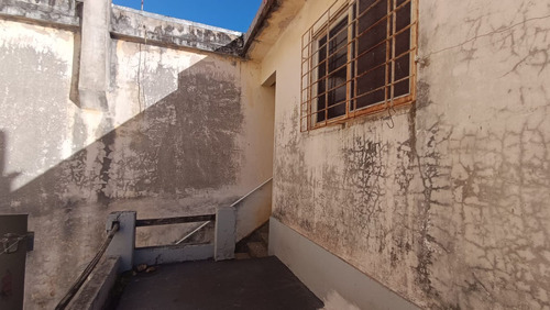 Casa En Venta Mas Local, Ideal Inversor Hurlingham