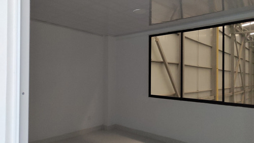 Imagen 15 de 22 de Se Vende Bodega En Cerritos Pereira