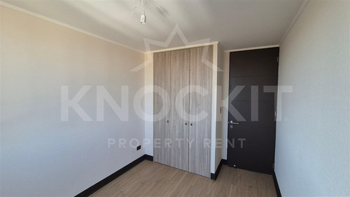 Departamento En Arriendo De 2 Dorm. En La Florida