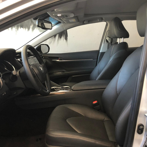 Toyota Camry 2.5 L4 At 2018