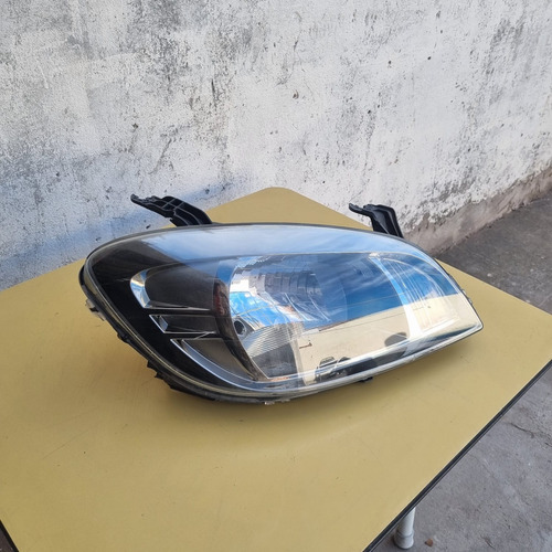 Óptica Derecha Chevrolet Celta 2011 2012 2013 2014 2015 Gris Derecho/pasajero