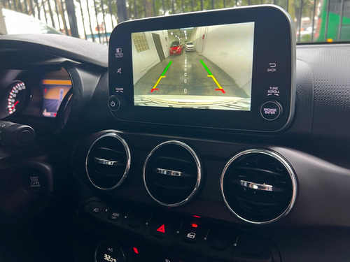 Fiat Cronos 1.8 16v Precision At6