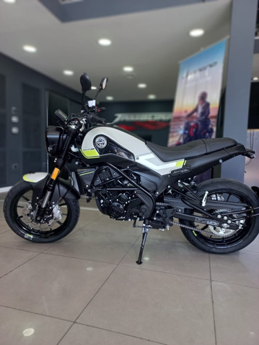 Imagen 11 de 21 de Benelli Leoncino 250 Okm Enterga Inemdiata Tamburrino Motos