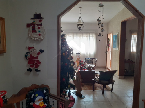 Imagen 3 de 8 de Casa Cómoda De Un Nivel En El Ingenio