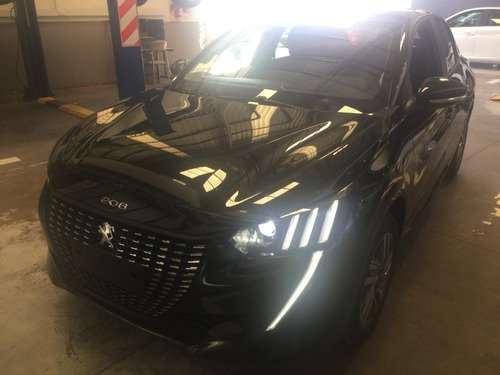 208 Feline Tiptronic 1.6l 2021. Az