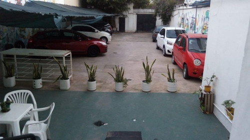 Imagen 8 de 12 de Casa Institucional