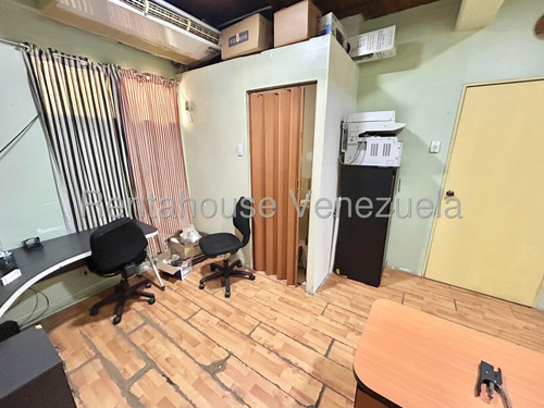 Venta Estupendo Local Comercial Ubicado En Céntrico Centro Comercial Y Empresarial De Cabudare Profesional Inmobiliario Mehilyn Perez