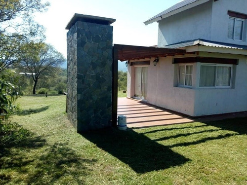 Imagen 11 de 13 de Venta De Vivienda En Barrio Las Lagunitas - Viv0163