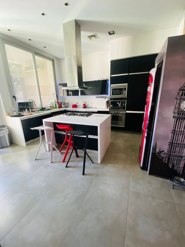Ramos: Casa 5 Amb. C/pileta, Gje. Tza. Oportunidad
