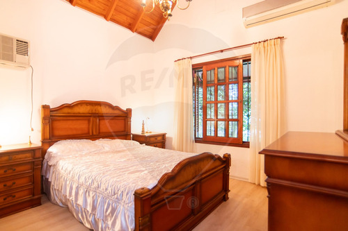 Casa En Venta La Plata