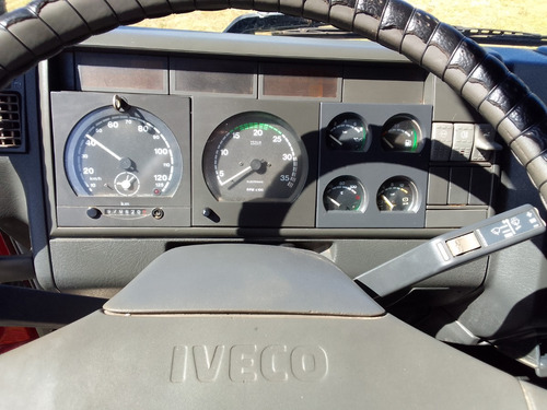 Imagen 25 de 25 de Iveco Eurocargo 230e22 Granelero Año 2006. Excelente Moem