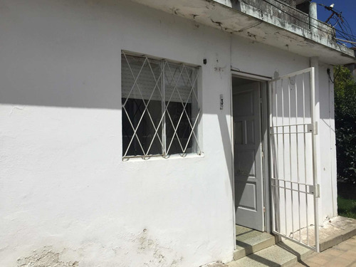 Ideal Inversionista! Apartamento Tipo Casita Muy Luminoso