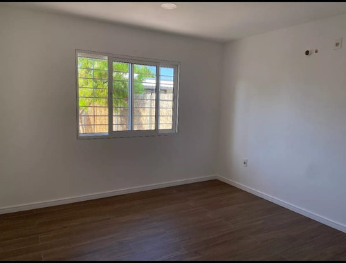 Se Alquila Casa En El Pinar Sur , 2 Dorm 1 Baño. Impecable