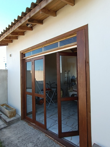 Casa Praia Paraíso Em Torres Rs