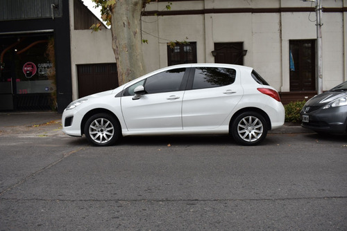 Peugeot 308 Allure 1.6 5p 2015.