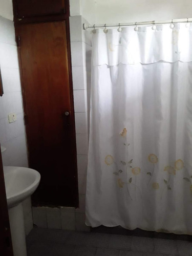 Imagen 17 de 20 de Casa Y Local En Pque Velez Sarsfield Us 125.000