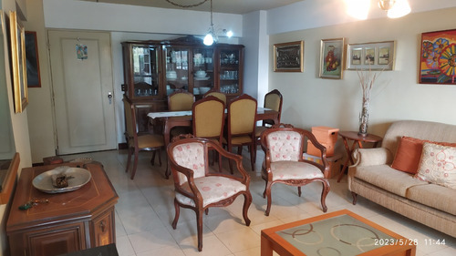 Venta De Apartamento En Lomas De Prado Del Este, Alto Prado. Avp
