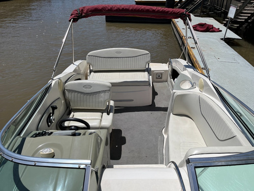 Imagen 14 de 17 de Lancha Cuddy Canestrari 245 Con Volvo V8 300 Hp Año 2015