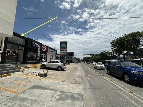 Renta De Local Comercial En Blvd Angel Albino Corzo Avenida Central