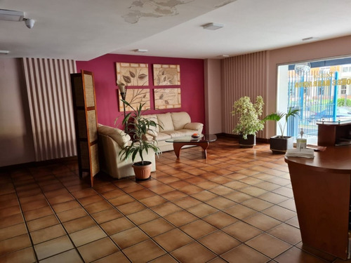 Imagen 10 de 12 de Muy Lindo Apartamento 2dorm. Frente A Rambla