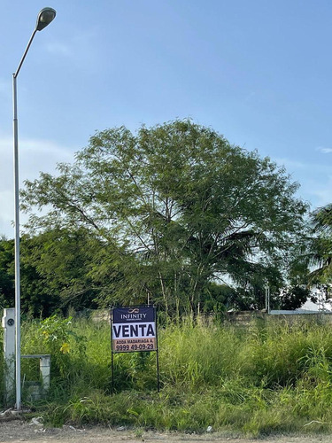 Imagen 4 de 14 de Terreno En Cerrada A La Puerta De Conkal 844.91m2 - Pueblo Conkal