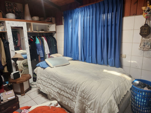 Casa En Venta De 9 Dorm. En Concepción