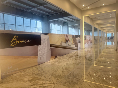 Local Nuevo En Pedregal De 1600 Mt2 Altura Hasta 6 Mts Sobre Periférico Uso Mixto Junto Artz