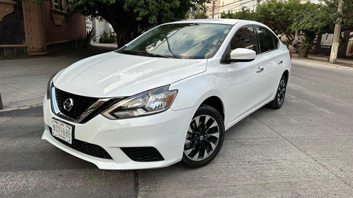 Nissan Sentra 1.8 Advance Cvt