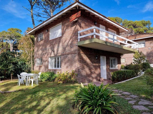 Imagen 1 de 28 de Villa Gesell!! Ph En Venta Barrio Norte! Hermoso Entorno!