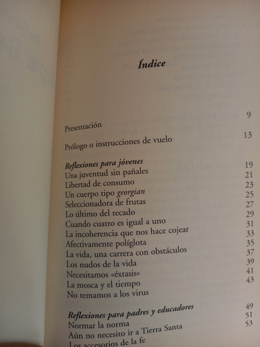 Libro De Columnas Reflexivas Del Cura Felipe Berrios S.j. (Usado)
