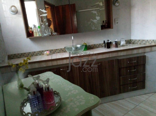 Casa 3 Dormitórios, Suíte No Térreo E Área Gourmet Com Jardim, A 1.100 Metros Da Lagoa Do Taquaral - Ca5246