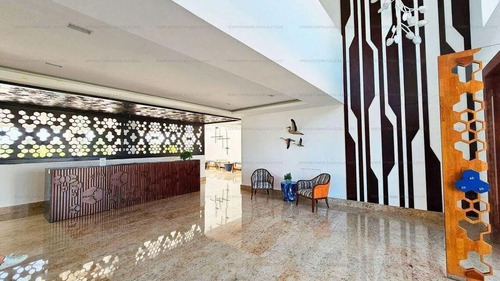 Apartamento En Venta En Cap Cana, Cap Cana, 126m2, 2 Hab. 2 Parqueos, Comunidad Exclusiva Con Campo De Golf, Casa Club, Hermosa Playa Cercana, Oportunidad De Invertir, Seguridad.