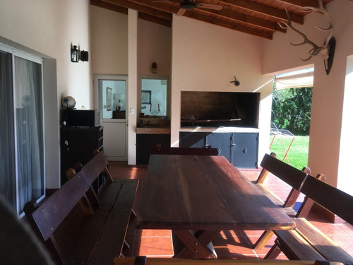 Imagen 5 de 26 de Hermosa Casa En La Barra Village