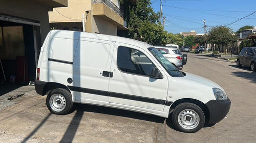 Peugeot Partner 1.4 Furgon Presence Aa