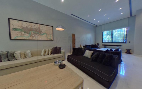 Imagen 6 de 30 de Casa 5 Dormitorios, 3 Suites, Pileta, 6 Baños Con Ascensor Y Parrilla Quincho En Belgrano