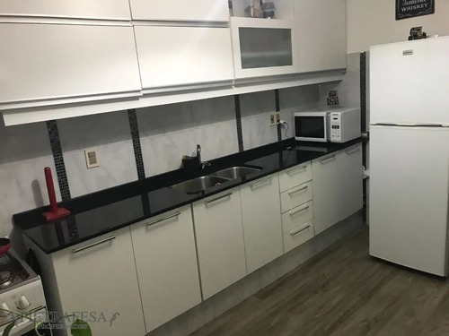 Imagen 5 de 9 de Apartamento En Venta Con Renta Amueblado, 2 Dormitorios, 1 Baño- Panamá-aguada