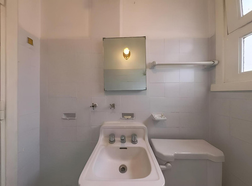 Casa En Venta De 3 Dormitorios - Garage - Jardin - En Barrio Parque Cornelio Saavedra
