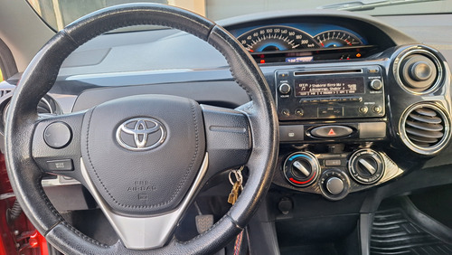 Toyota Etios 1.5 Xls