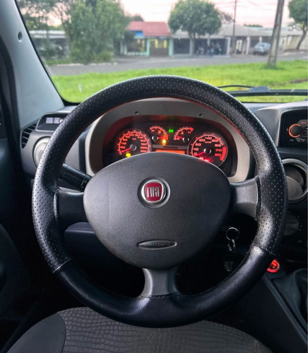 Fiat Doblo 1.8 16v Adventure Xingu Locker Flex 5p