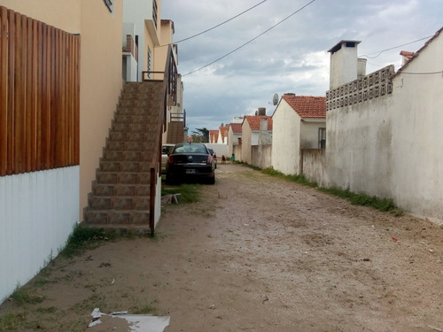 Imagen 3 de 10 de Duplex - Calle 64 N° 45 - Mar Del Tuyu