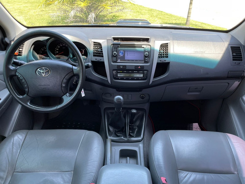 Imagem 9 de 14 de Toyota Hilux Cabine Dupla Srv 4x4 3.0 (cab. Dupla)