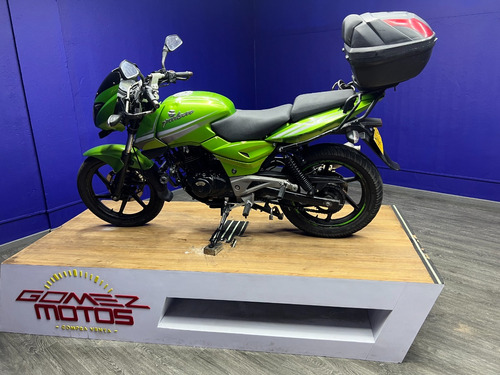 Bajaj Pulsar 220 2011