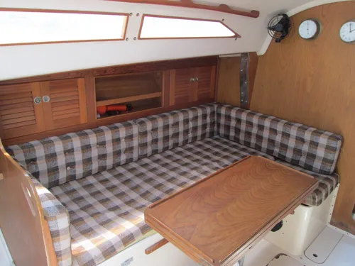 Velero Pandora 27