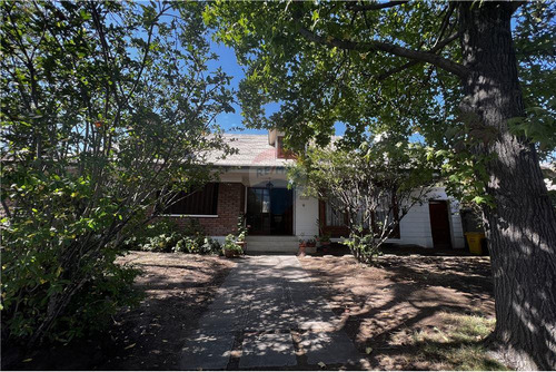 Casa Amplio Terreno Ideal Para Renovar