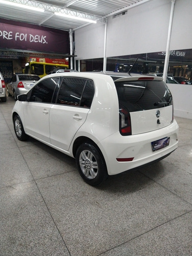 Imagem 6 de 15 de Volkswagen Up! 2018 1.0 Move 5p