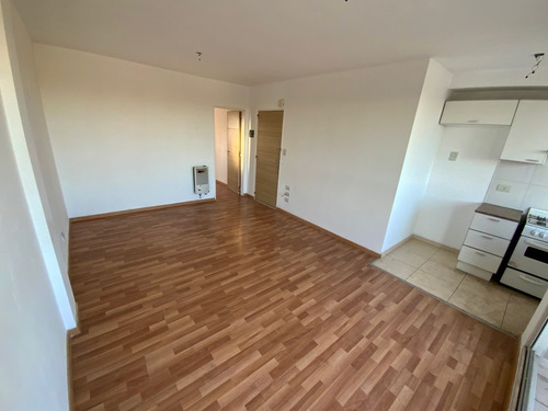 Imagen 3 de 10 de Departamento 1 Dormitorio En Venta - Catamarca 3212 - Rosario Luis Agote