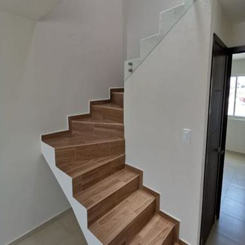 Excelente Casa En Arboledas De Santa Matilde